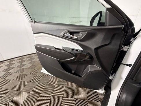 New 2026 Chevrolet Trax LT w/ LT Convenience Package FWD image 20