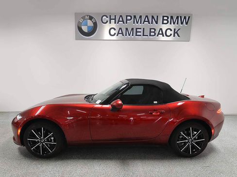 Used 2025 MAZDA MX-5 Miata Grand Touring RWD image 6