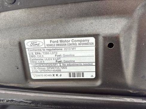Used 2013 Ford Edge SEL FWD image 31