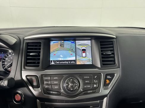 Used 2020 Nissan Pathfinder SL w/ Cargo Package AWD/4WD image 9