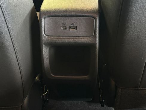 Used 2025 Chevrolet Trax LT image 22