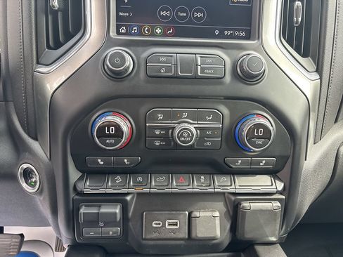 Used 2019 Chevrolet Silverado 1500 RST w/ All-Star Edition AWD/4WD image 16