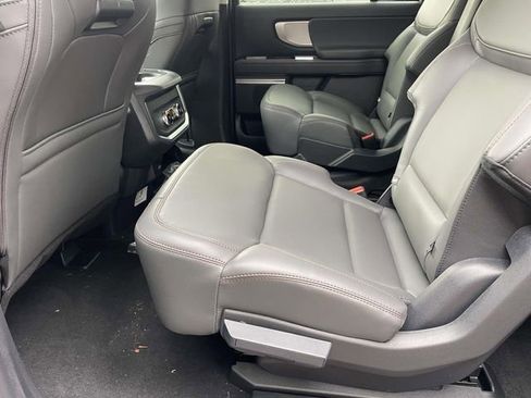 New 2025 Ford Expedition Max Active image 19