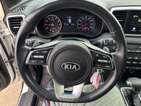 Used 2022 Kia Sportage Nightfall Edition image 22