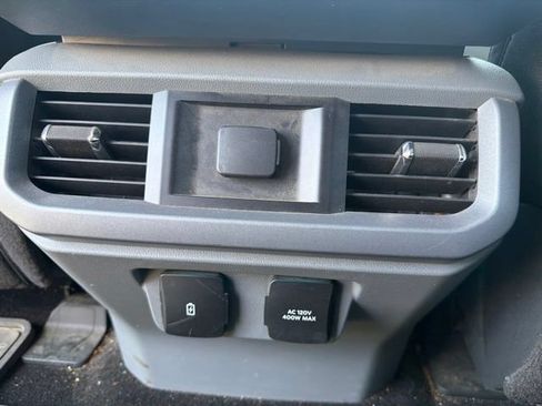Used 2022 Ford F150 XLT w/ Equipment Group 302A High AWD/4WD image 18