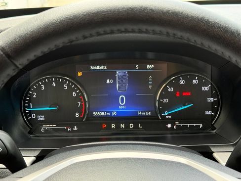 Used 2024 Ford Explorer XLT w/ Equipment Group 202A AWD/4WD image 12