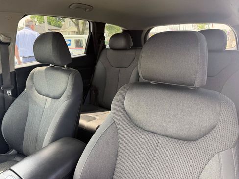Used 2021 Hyundai Santa Fe SEL AWD/4WD image 11