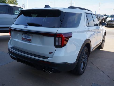 New 2026 Ford Explorer ST w/ Sun And Sound Package AWD/4WD image 10