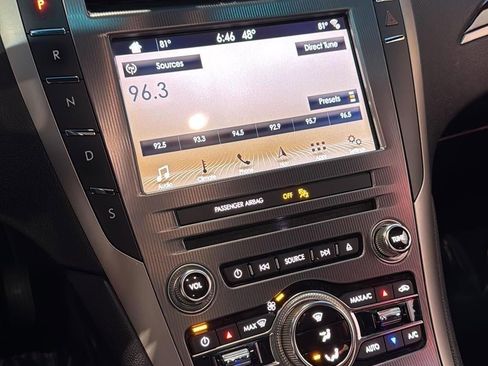 Used 2017 Lincoln MKZ Reserve w/ Climate Package image 17