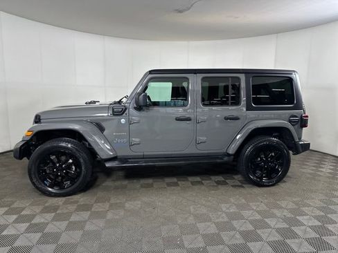 Used 2023 Jeep Wrangler Unlimited Sahara w/ Cold Weather Group image 6