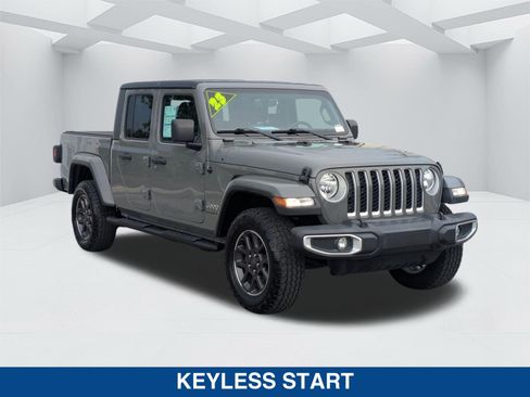 Used 2023 Jeep Gladiator Overland AWD/4WD image 3