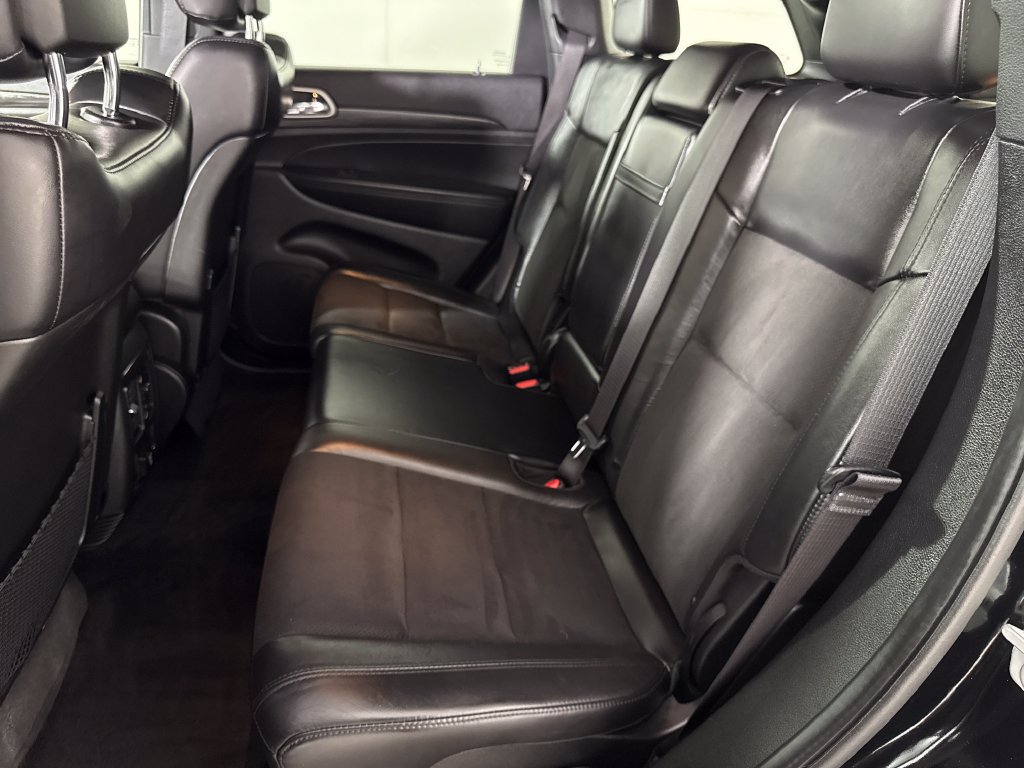 Used 2022 Jeep Grand Cherokee Laredo X AWD/4WD image 13