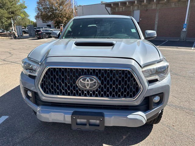 Used 2019 Toyota Tacoma TRD Sport w/ Technology Package AWD/4WD image 3