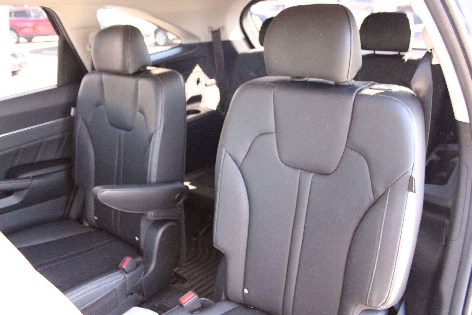 Used 2024 Kia Sorento SX AWD/4WD image 18