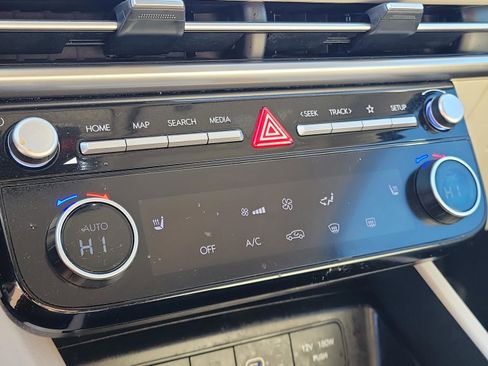 Certified 2025 Hyundai Tucson SEL image 25