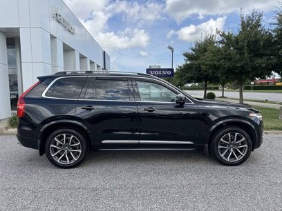 Used 2018 Volvo XC90 T5 Momentum w/ Convenience Package