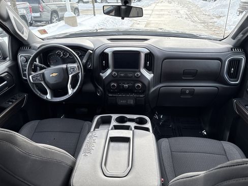 Used 2021 Chevrolet Silverado 1500 LT w/ Z71 Off-Road Package image 16