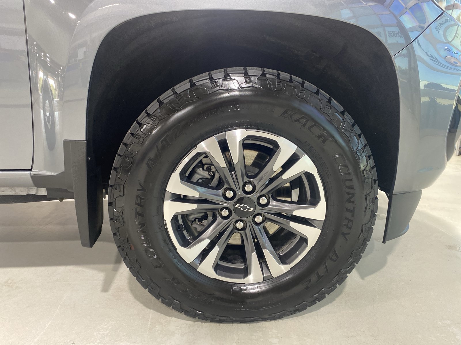 Used 2022 Chevrolet Colorado Z71 AWD/4WD image 10