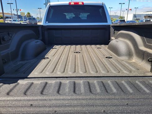 New 2026 RAM 2500 Big Horn AWD/4WD image 7