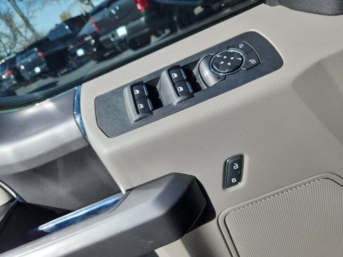 Used 2018 Ford F150 XLT w/ Equipment Group 302A Luxury image 16