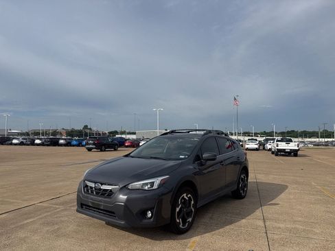 Used 2023 Subaru Crosstrek 2.5i Limited AWD/4WD image 8