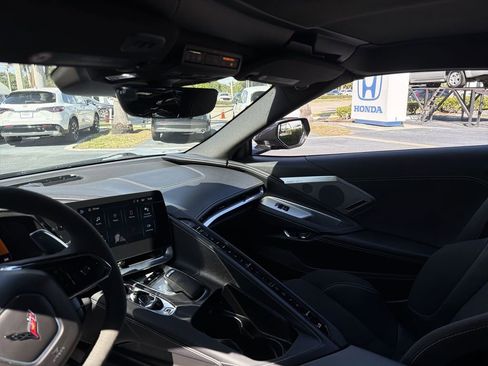 Used 2024 Chevrolet Corvette Stingray Preferred Cpe w/ 2LT image 11