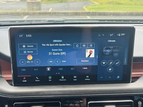 Used 2022 Lincoln Nautilus Reserve AWD/4WD image 31