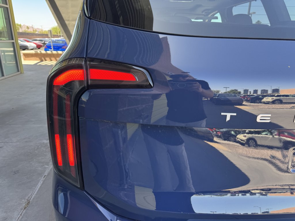 Used 2024 Kia Telluride SX AWD/4WD image 14