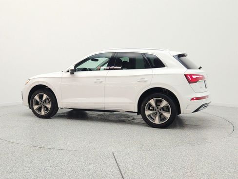 Used 2023 Audi Q5 2.0T Premium w/ Convenience Package AWD/4WD image 8