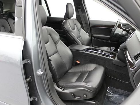 Used 2019 Volvo XC90 T6 Momentum w/ Advanced Package AWD/4WD image 21