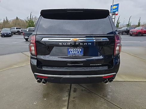 Used 2022 Chevrolet Suburban Premier image 5