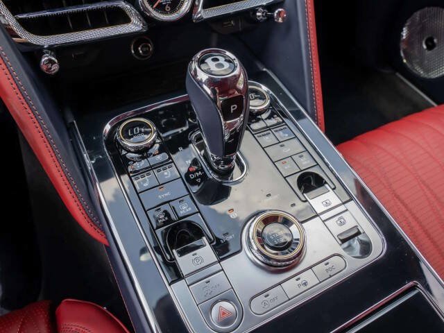 Used 2020 Bentley Flying Spur W12 AWD/4WD image 16