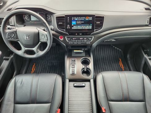 Used 2023 Honda Passport TrailSport image 26