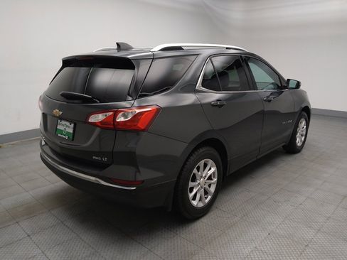 Used 2019 Chevrolet Equinox LT w/ Sun & Navigation Package image 9