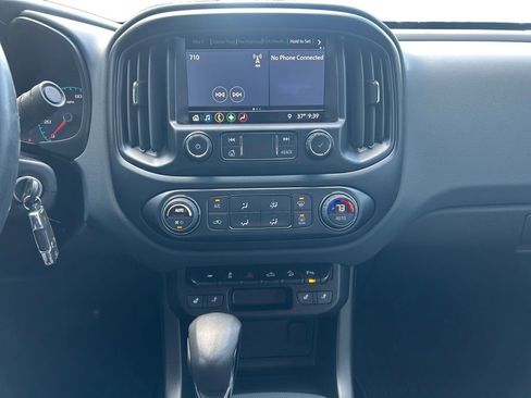 Used 2022 Chevrolet Colorado Z71 w/ Z71 Midnight Edition AWD/4WD image 13