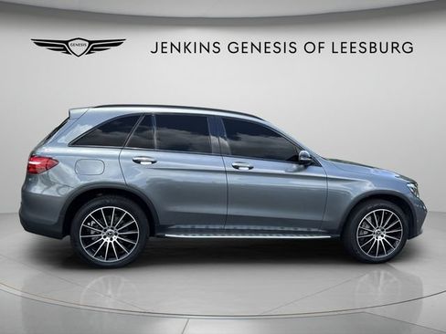 Used 2019 Mercedes-Benz GLC 300 image 4