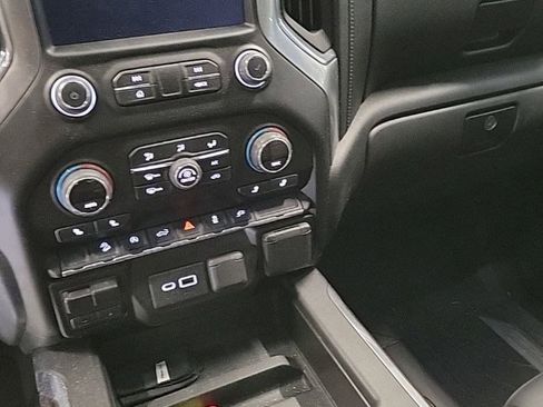 Used 2019 Chevrolet Silverado 1500 RST AWD/4WD image 9