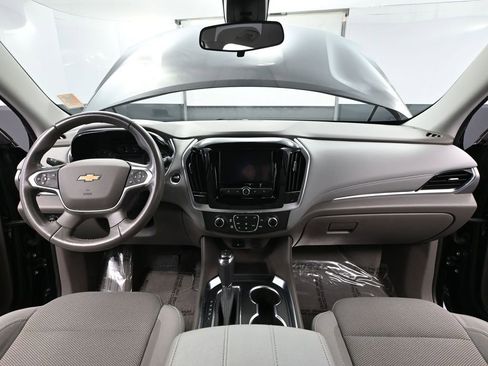 Used 2020 Chevrolet Traverse LT w/ LPO, Cargo Package image 25