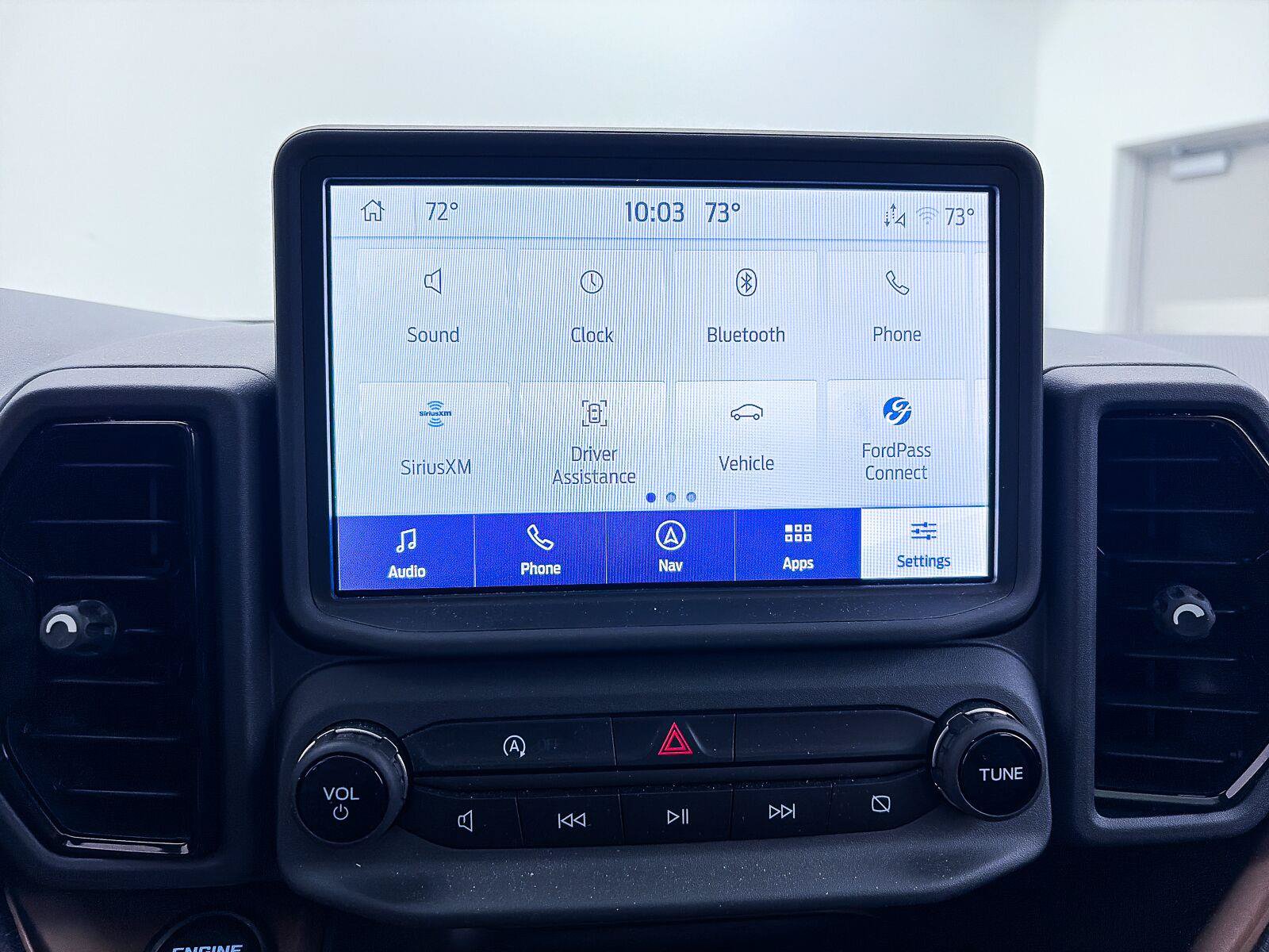 Used 2024 Ford Bronco Sport Outer Banks w/ Tech Package AWD/4WD image 23
