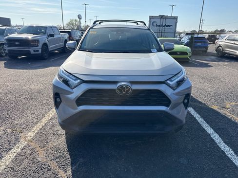Used 2025 Toyota RAV4 XLE Premium image 2