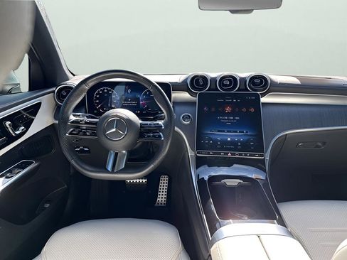 Used 2024 Mercedes-Benz GLC 300 4MATIC w/ AMG Line image 21