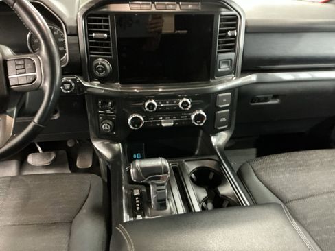 Certified 2021 Ford F150 XLT w/ Equipment Group 302A High image 11