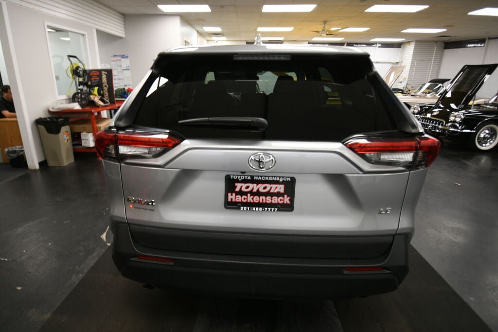 Certified 2025 Toyota RAV4 LE FWD image 6