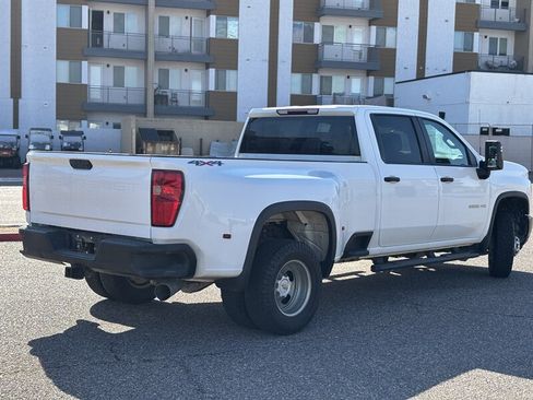 Used 2024 Chevrolet Silverado 3500 W/T image 3