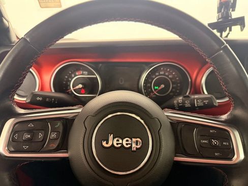 Used 2018 Jeep Wrangler Unlimited Rubicon AWD/4WD image 49