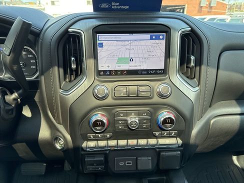 Used 2020 GMC Sierra 3500 Denali w/ Denali Ultimate Package AWD/4WD image 26