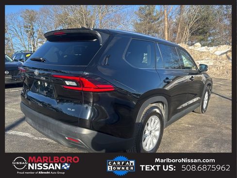 Used 2025 Toyota Grand Highlander AWD image 7