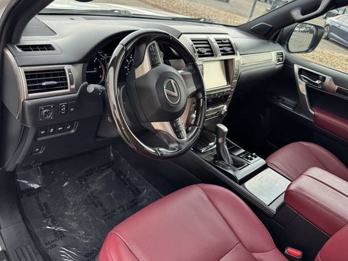Used 2021 Lexus GX 460 Premium w/ Premium Package AWD/4WD image 16
