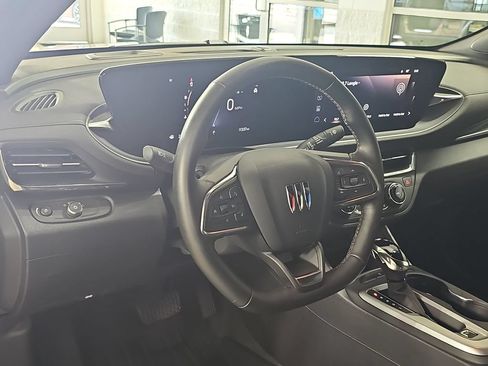 Used 2025 Buick Envista Preferred w/ Convenience I Package FWD image 19
