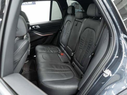 Used 2019 BMW X5 xDrive40i image 16